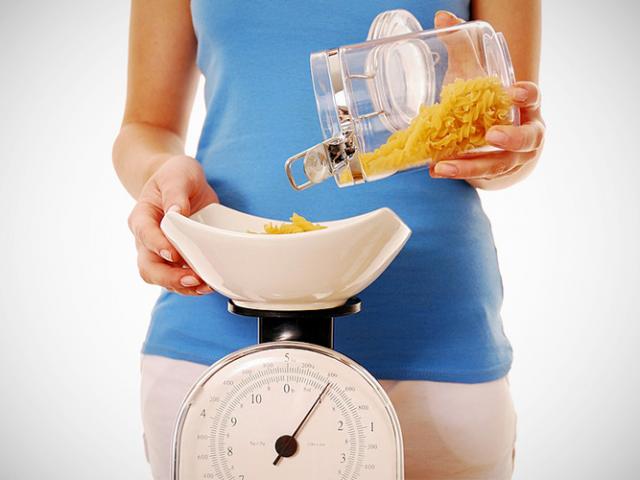 Cuantos carbohidratos debo comer para aumentar masa muscular
